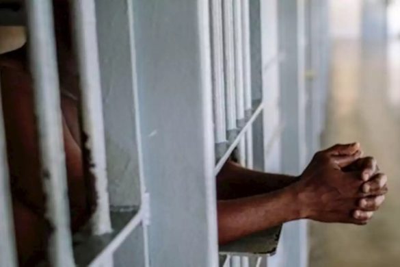 court-jail-prison-handcuffs Svg%3E